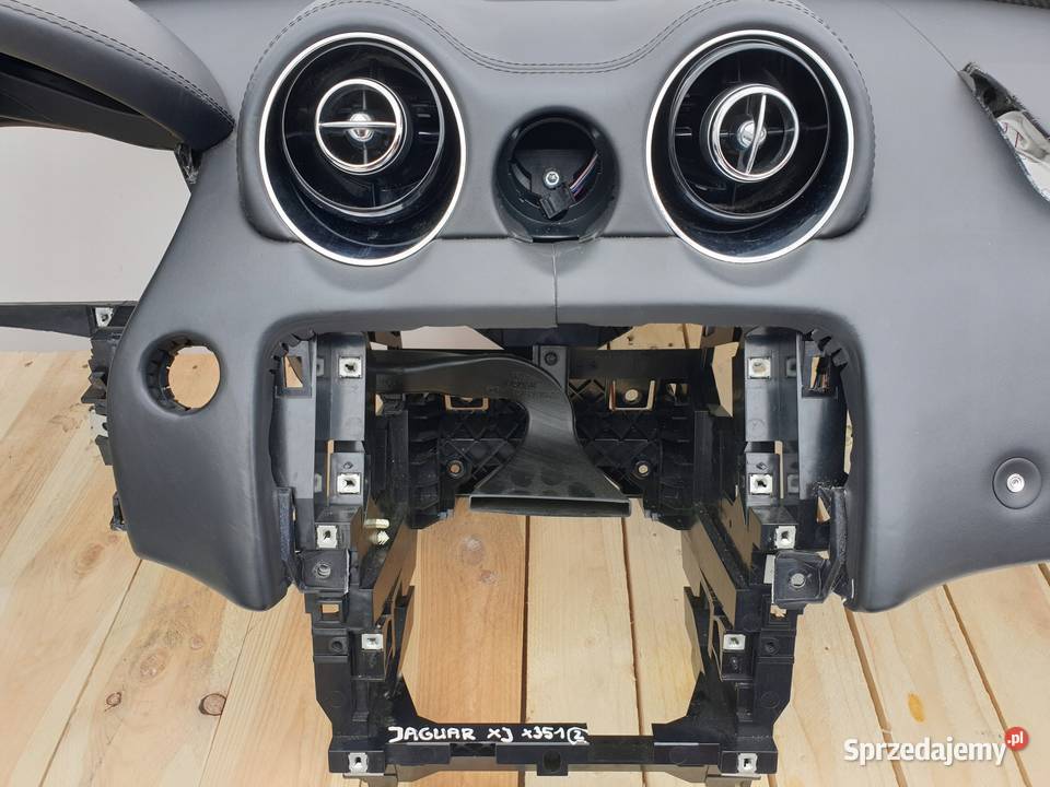 Jaguar XJ X351 DESKA ROZDZIELCZA KONSOLA SKÓRA Deski rozdzielcze, konsole Rudka sprzedam