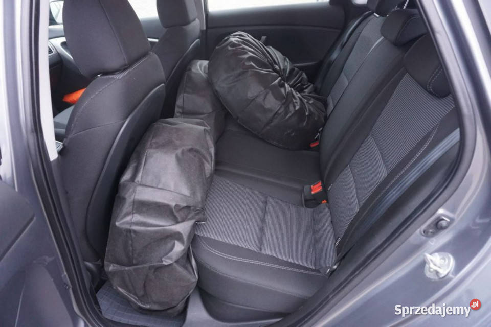 Hyundai i30 14CRDi 90 5D II 2012 2016