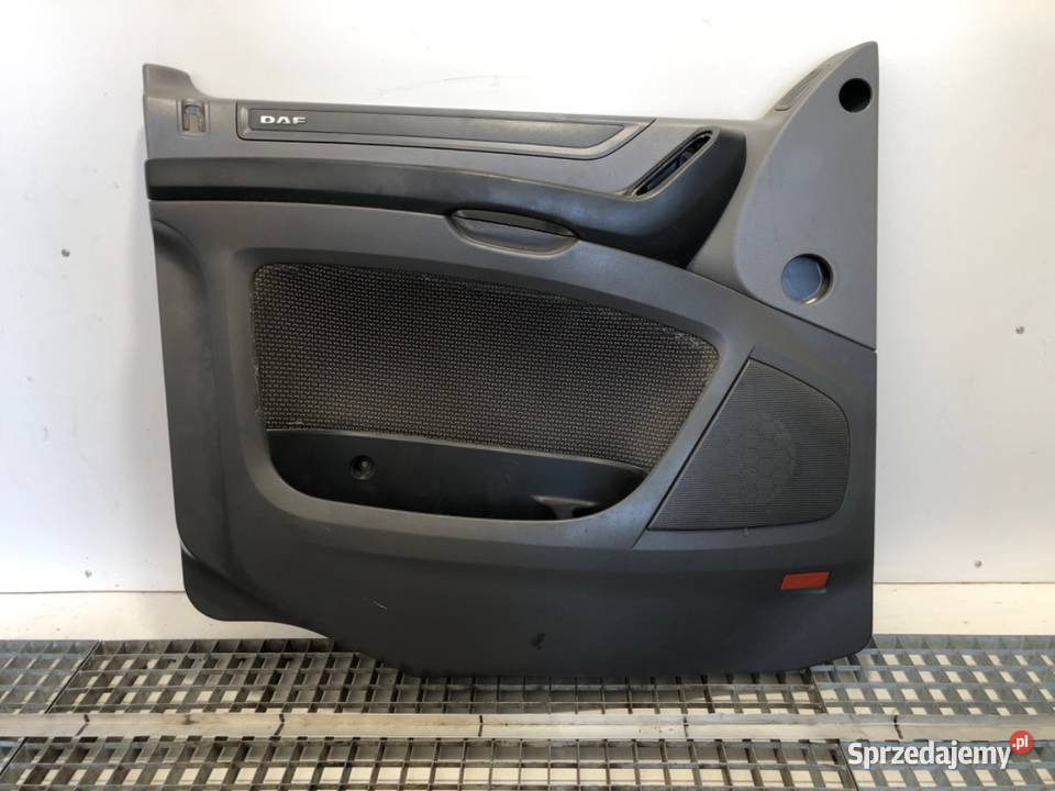BOCZEK DRZWI LEWY PRZÓD DAF XF Ciągnik siodłowy podkarpackie