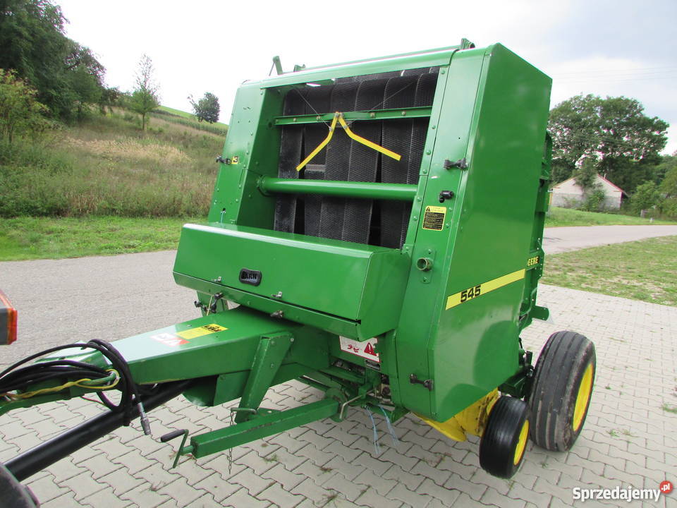 Prasa rolująca JOHN DEERE 545 z Austrii claas