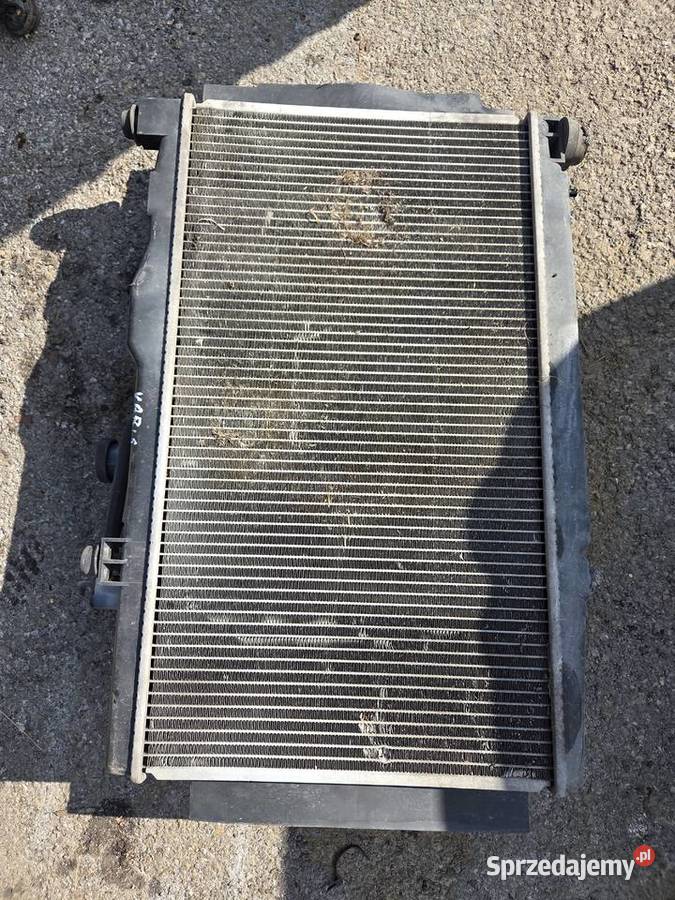 Chłodnica wody Toyota Yaris 1 benzyna Motoryzacja mazowieckie Łagów