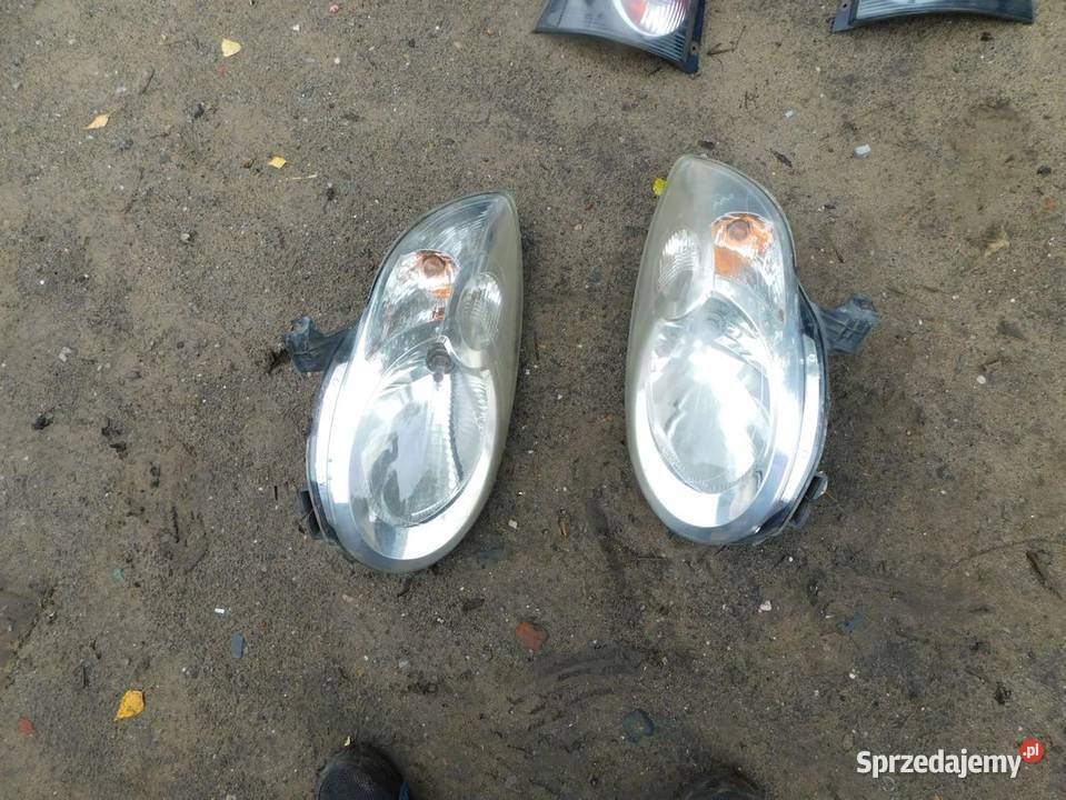 citroen C1 lampa prawa WYSYŁKA Pozostałe Żory