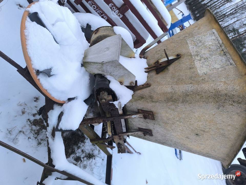 KOS rozsiewacz kos rozsiewacz nawozu nieuszkodzony łódzkie Stryków