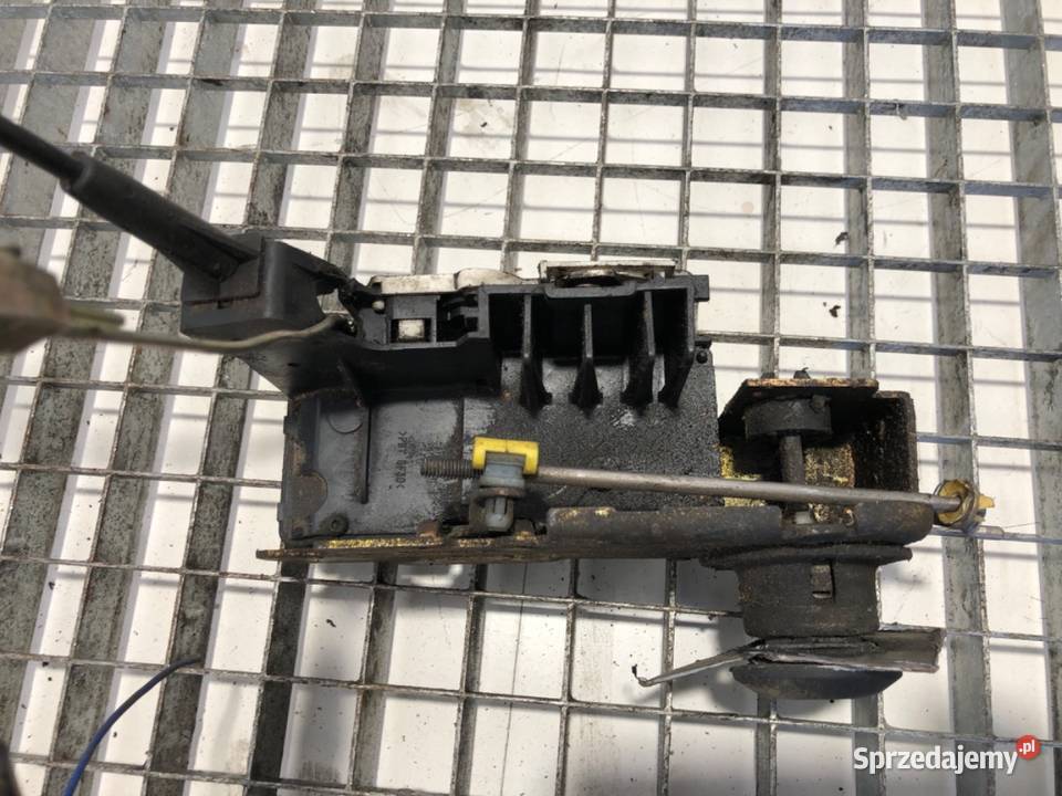 ZAMEK DRZWI PRAWY PRZÓD FORD TRANSIT IV Bus 0006