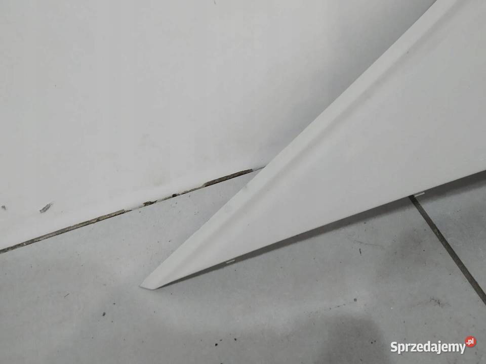 OSŁONA SŁUPKA C LEWY TYŁ HB 3P3867287 Skoda