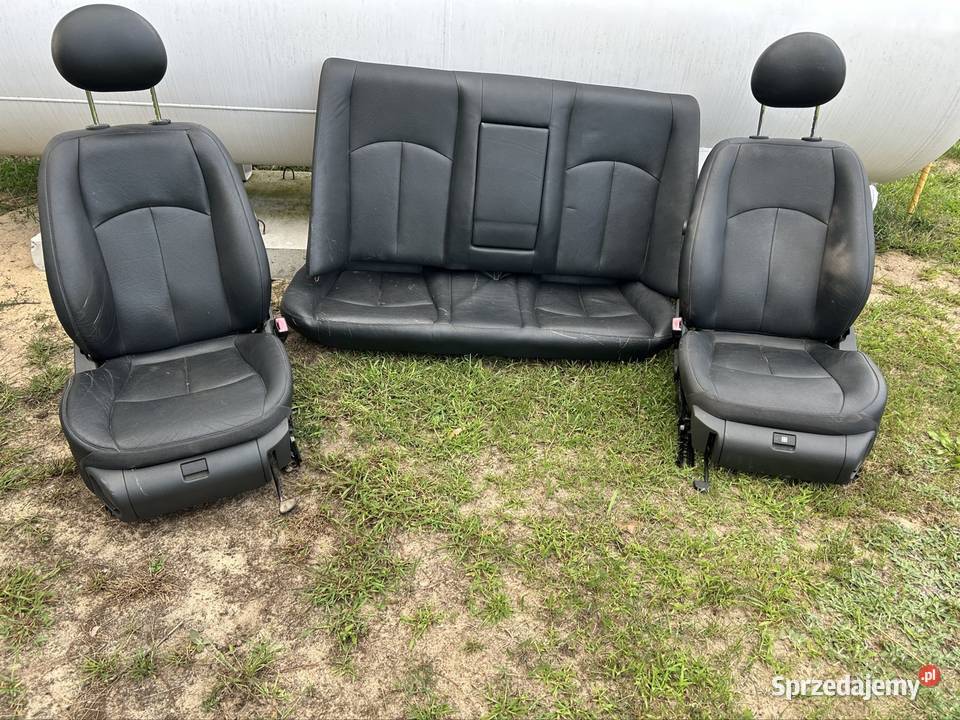 Wnętrze Mercedes W211 sedan czarna skóra