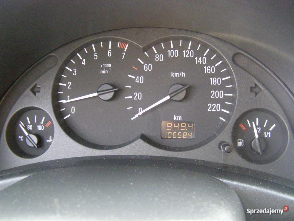 Opel Corsa C 10 5d Hatchback Płonne