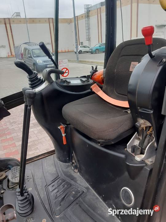 JCB 8016 2014r 2300 mth GWARANCJA możliwy Rok produkcji 2014 Gniezno
