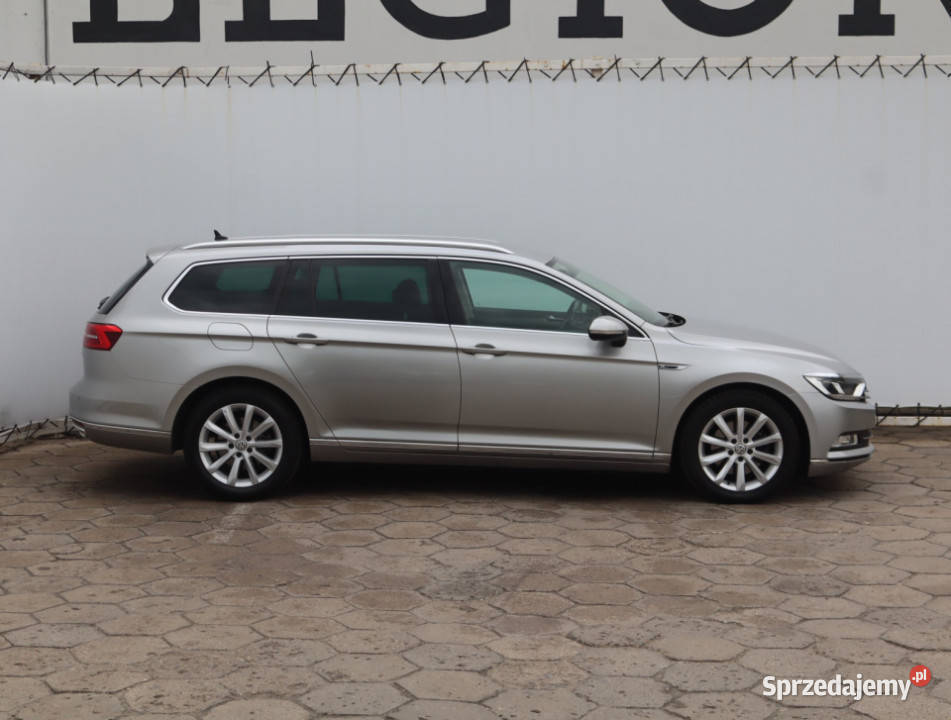VW Passat 20 TDI światła LED Łódź