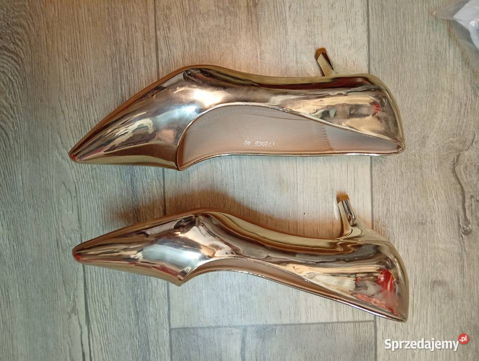 40 Złote niskie czółenka wieczorowe Nowe Kraków sprzedam