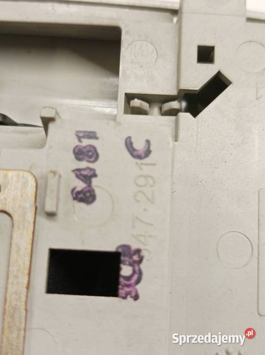 LAMPKA PODSUFITKI SCHOWEK NA OKULARY 1K0868837G