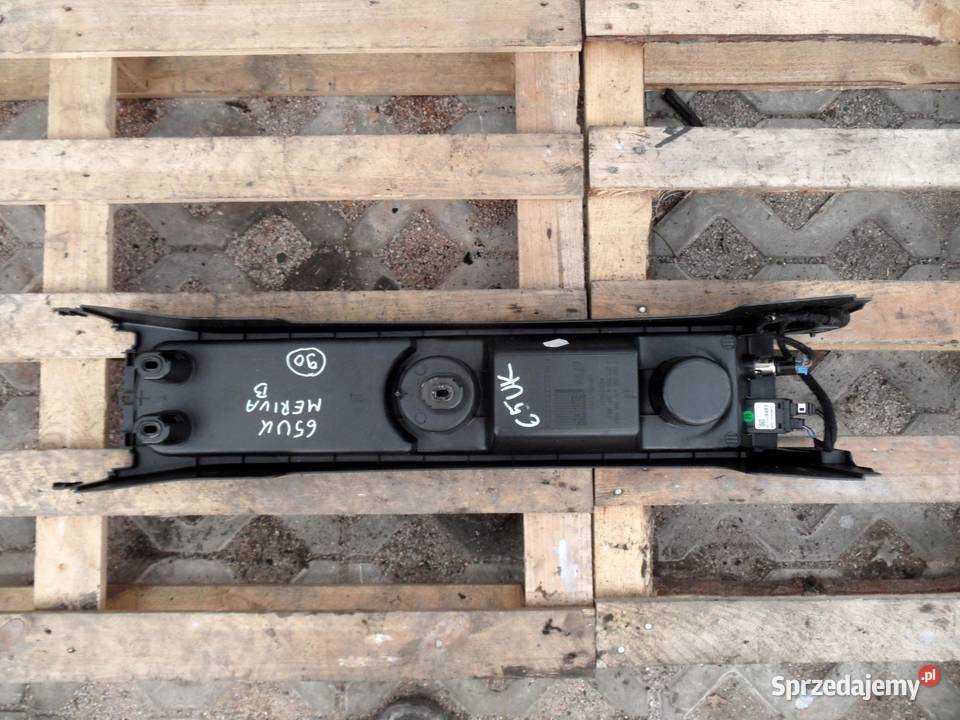 OPEL MERIVA B 12r tunel środkowy 13260358 Gałki i mieszki sprzedam