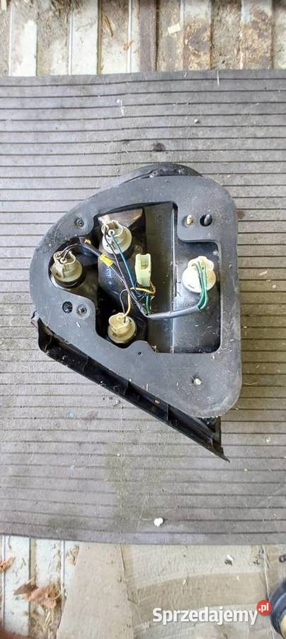 Hyundai sonata 1997 1998 lampa tył lewa tylna Byków