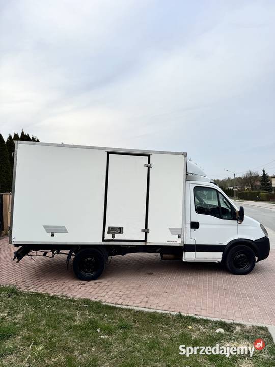 Iveco Daily 23 chłodnia Motoryzacja łódzkie Zgierz
