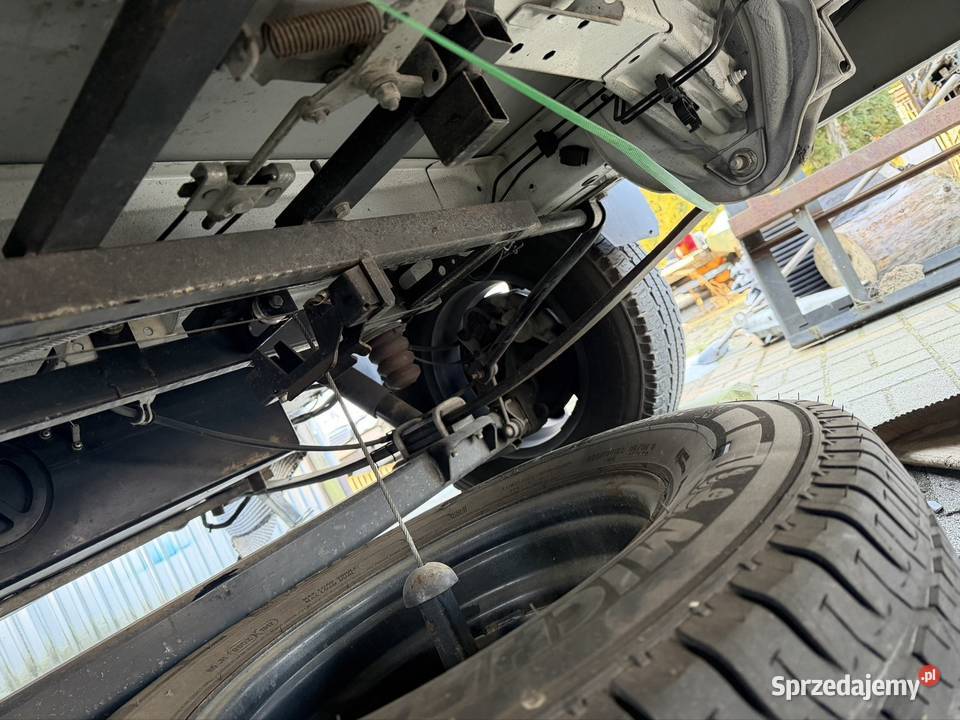 Kamper ducato Sawikowinda wieszak koło Mocowania Zielona Góra