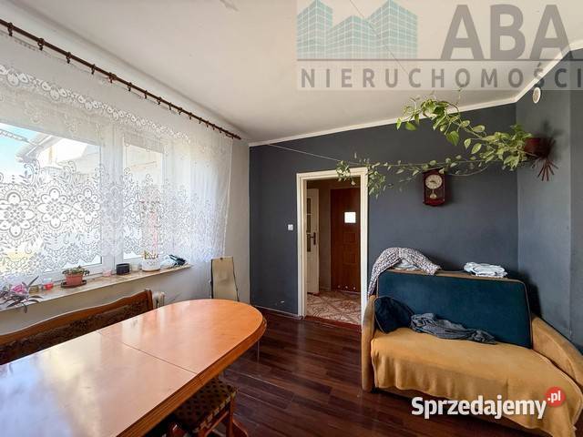 DOM Z DUŻYM POTENCJAŁEM BUDYNKI GOSPODARCZE wolnostojący Domy Anusin