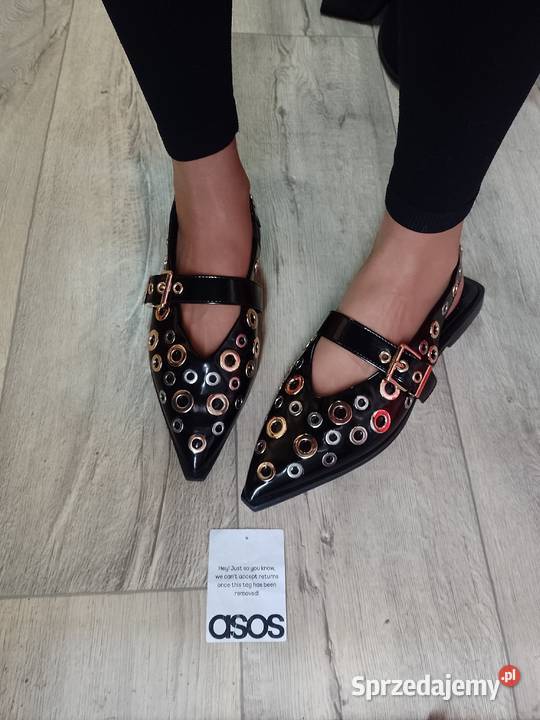 42 Asos DesignBogato zdobione baleriny z odkrytą