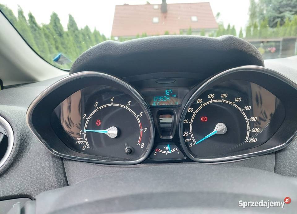 Ford Fiesta 2013 12 Benzyna 120 Grzane fotele Be wielofunkcyjna kierownica Gorzów Wielkopolski sprzedam