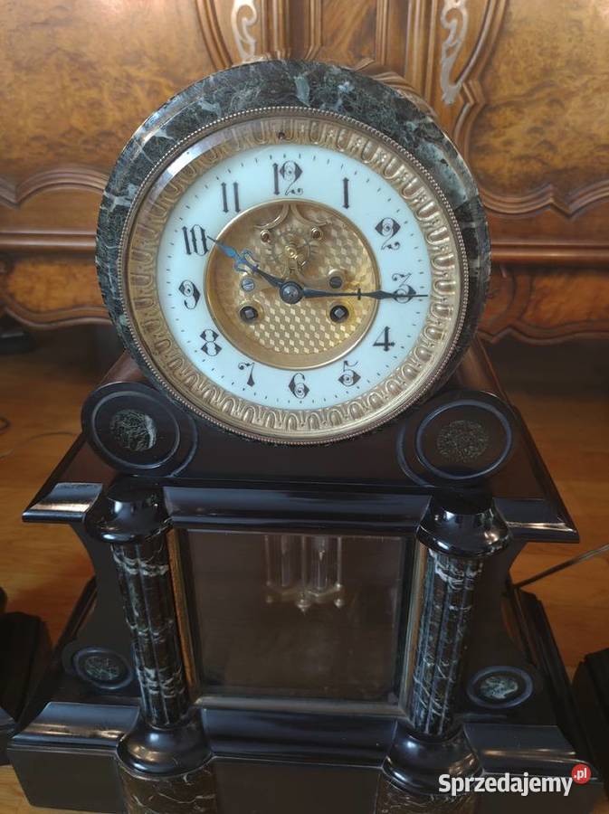 zegar marmuroewy z francji z kaladabrami Fałków