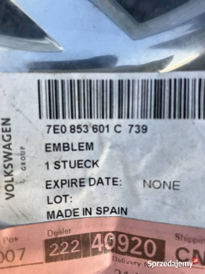 Emblemat znaczek na grill VW 7E0853601C Kłodzko