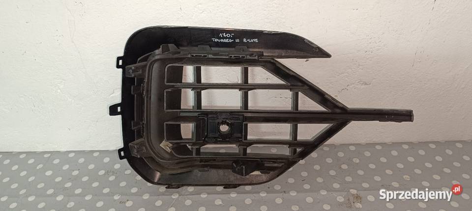 VW TOUAREG III RLINE KRATKA ZDERZAKA LEWA osobowe Lubin