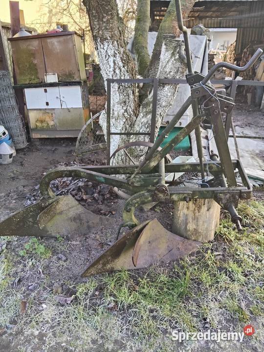 Pług dwuskibowy PZ1 Grudziądz 1957r produkcji Siedlnica sprzedam