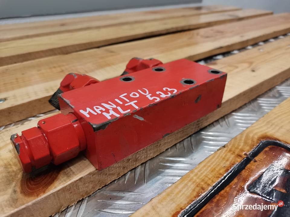 Zamek siłownika łyżki Manitou MLT 523 Pozostałe Wilkowo