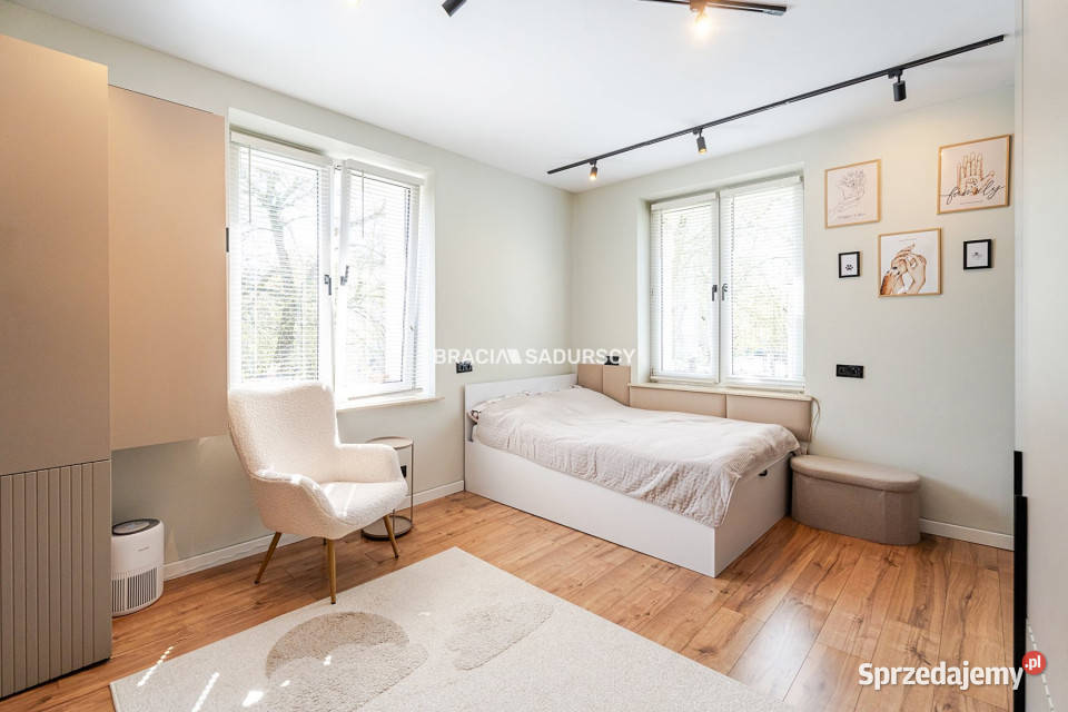 Mieszkanie 35m2 2 pokoje Kraków Rok budowy 1940 małopolskie