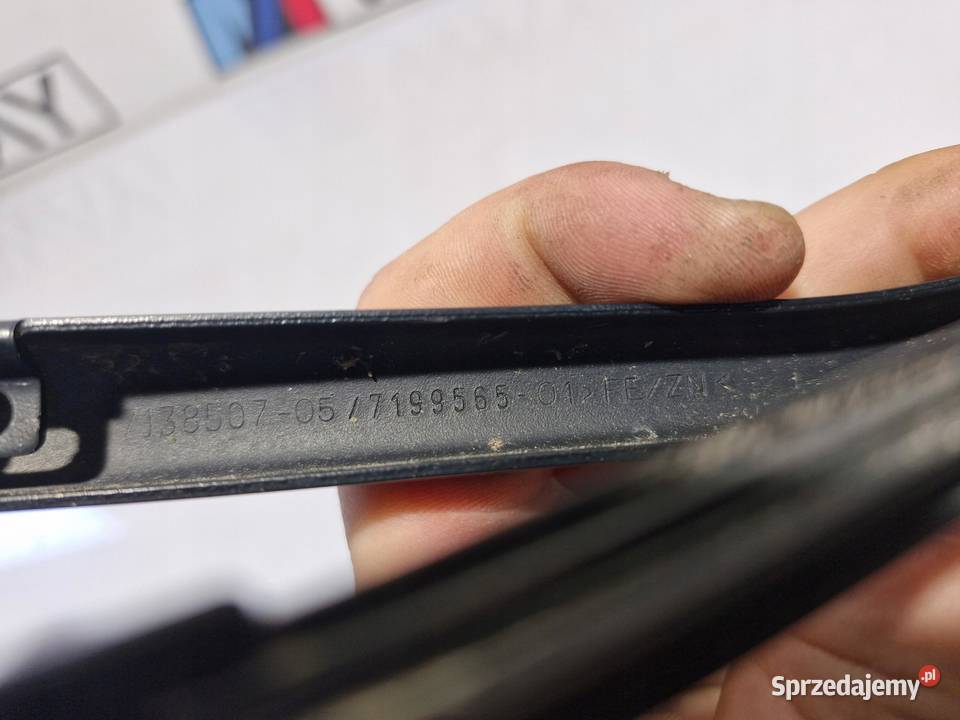 BMW E87 RAMIĘ PIÓRO WYCIERACZKI KLAPY TYLNEJ
