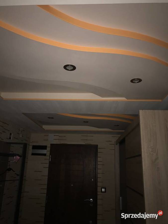 3 pokojowe 7084 m2 balkon duża piwnica 10 m miejsce parkingowe Słupsk