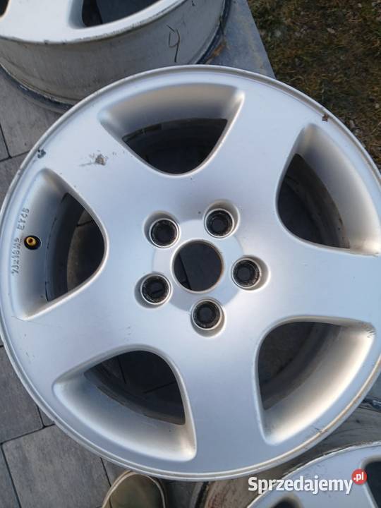 Felgi 5x112 R16 et 45 AudiVW Skoda aluminiowe Stąporków