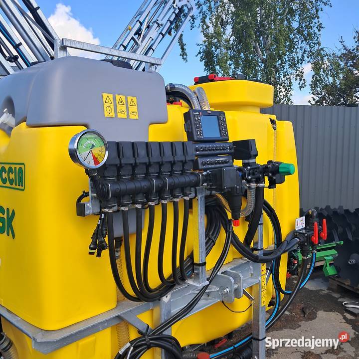 Opryskiwacz zawieszany hydrauliczny polowy Jasieniec