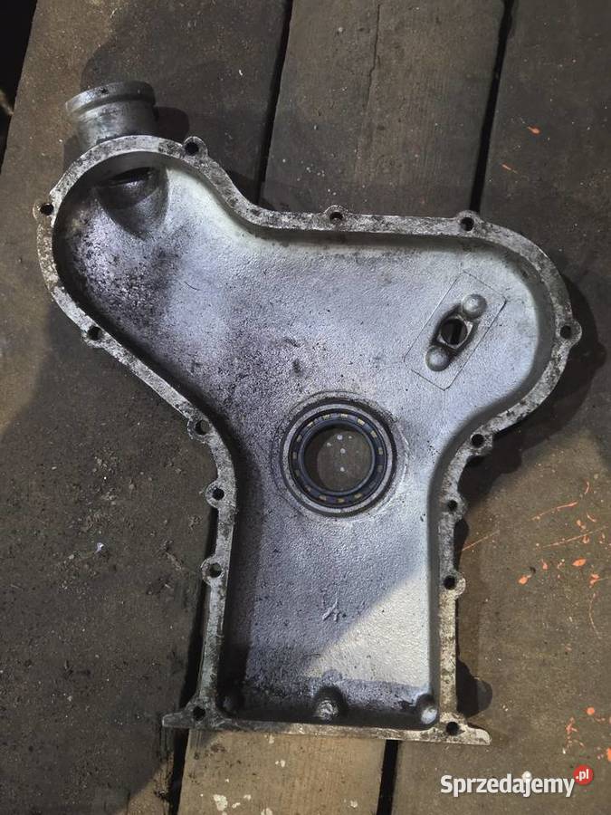 Pokrywa silnika z uszczelniaczem przednia C360 Gośniewice