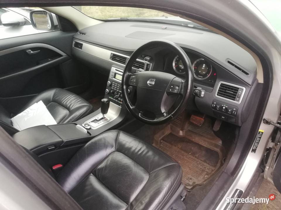 Volvo XC70 D5 AWD 185 42626 na części 200000km Zduńska Wola