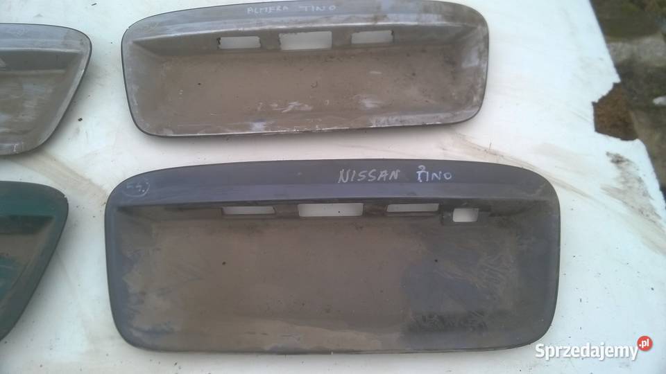 NISSAN ALMERA TINO BLENDA TYŁ LISTWA