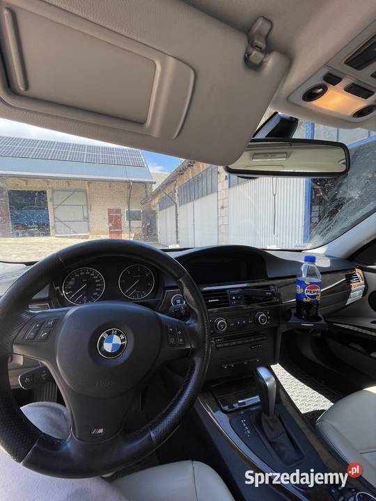 Bmw e90 sedan czarny shadow pakiet automat gniazdo AUX Trzeszków