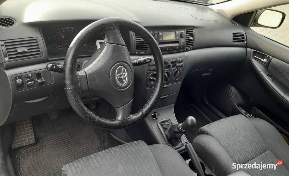 Toyota Corolla 16 2004r benzyna