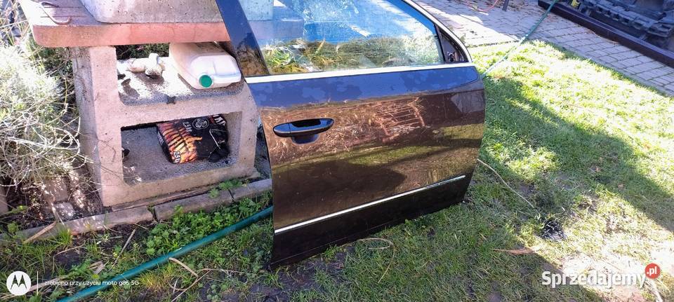 Drzwi przednie prawe Passat B6 kod LC8Z osobowe Lubin