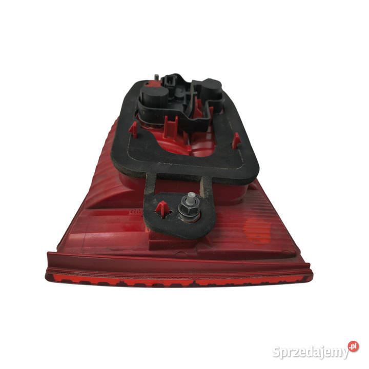 LAMPA PRAWA Saab 95 I lift KOMBI TYLNA prawy tył sprzedam