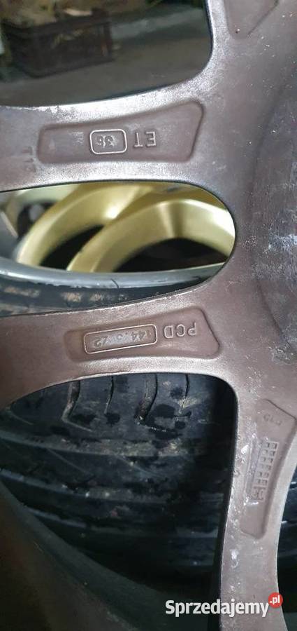 Felgi aluminiowe z polerowanym rantem MIM 2502