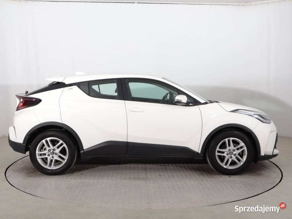 Toyota CHR 18 Hybrid asystent pasa ruchu mazowieckie sprzedam