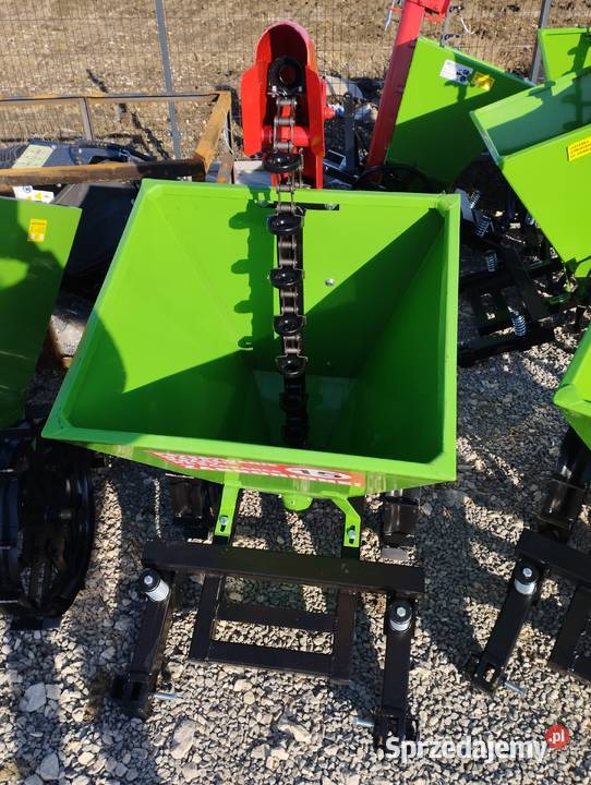 Sadzarka do ziemniaków metalowe koszyki sadzarka nieuszkodzony Babice sprzedam