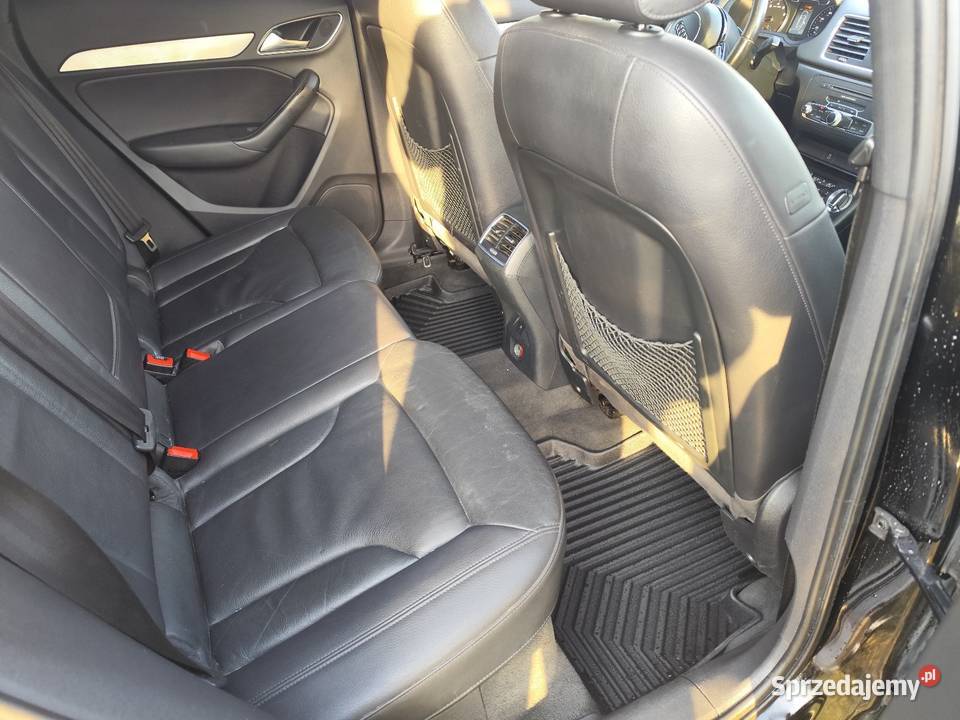 AUDI Q3 20 TFSI QUATTRO 200 garażowany Rusinów sprzedam