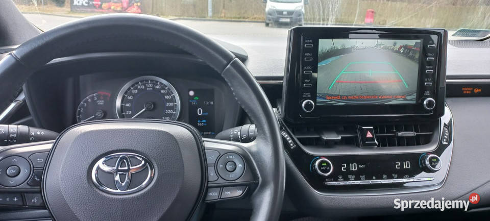 Toyota Corolla Rezerwacja 54 netto FV23Kamera automatyczna Motoryzacja Gdańsk