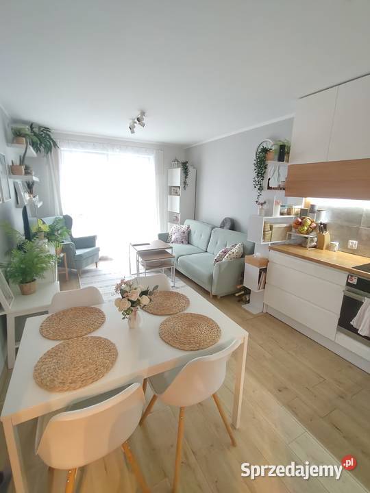 Jasne mieszkanie garderoba balkon garaż tramwaj