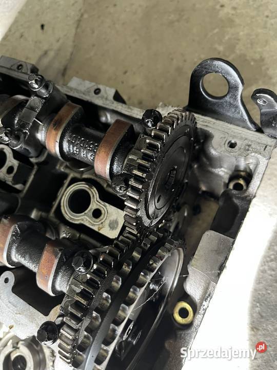 Głowica kompletna mercedes w211 22cdi Stróża