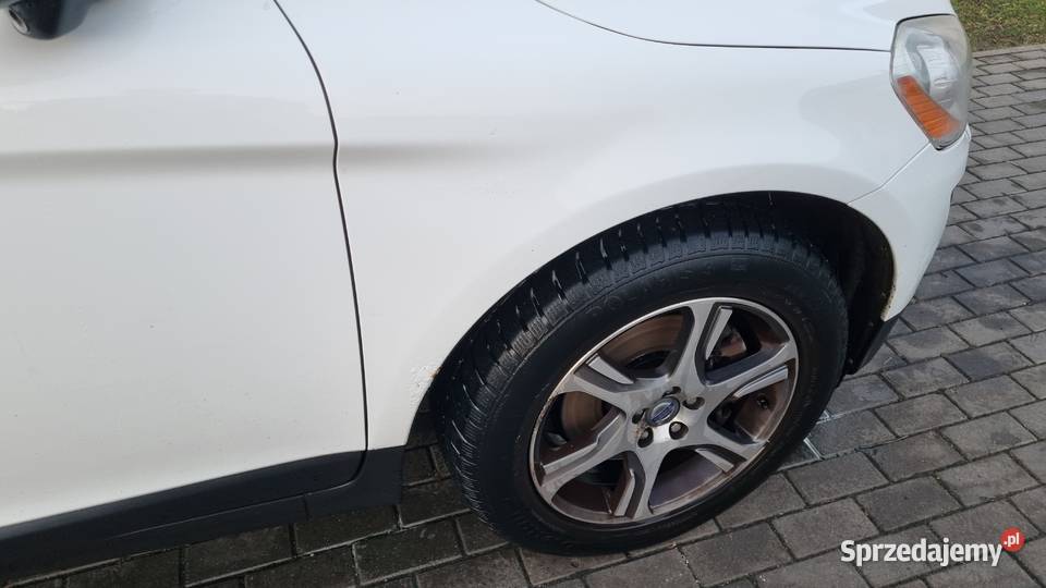 Volvo xc60 D5 AWD 230 4x4 Automat panorama salon