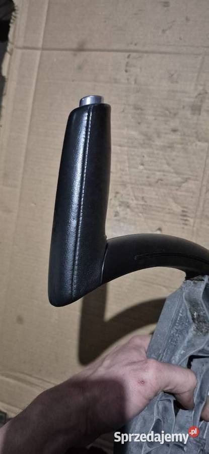 Dźwignia hamulca ręcznego Audi A3 8P Słupsk