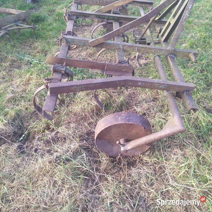 Kultywator rolniczy 170 m nieuszkodzony Pniówek
