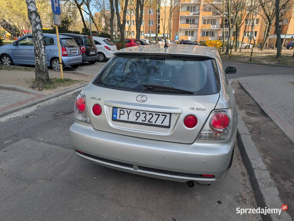 Lexus IS 300 2004r 30 Benzyna Poznań sprzedam